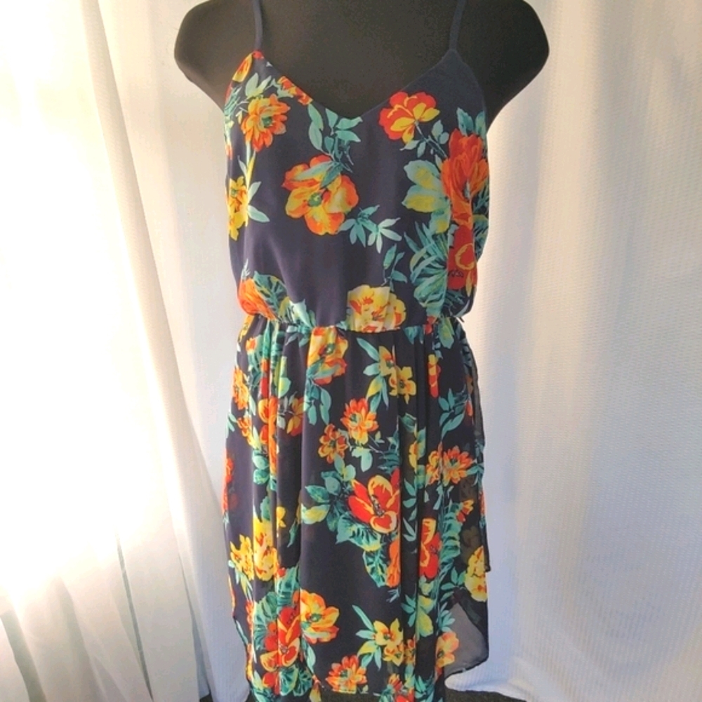 Floral summer dress. - Picture 14 of 16